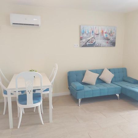 Estudio Luminoso En Puerto Marina Benalmádena Extérieur photo